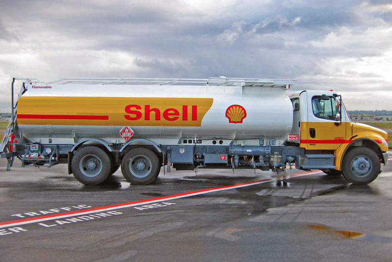 Oil Giants Face Trial in Biggest Corruption Case Facing Sector in Years
