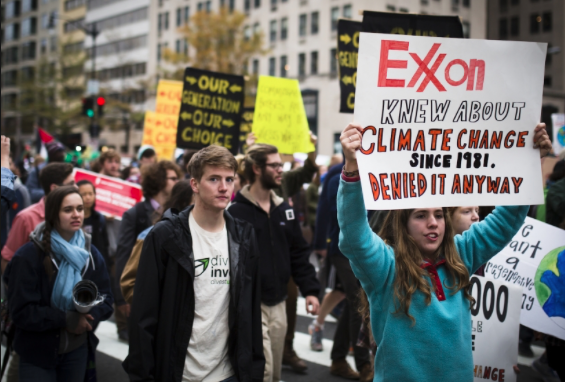 Fossil Fuel Industry Outspent Environmentalists and Renewables by 10:1 on Climate Lobbying