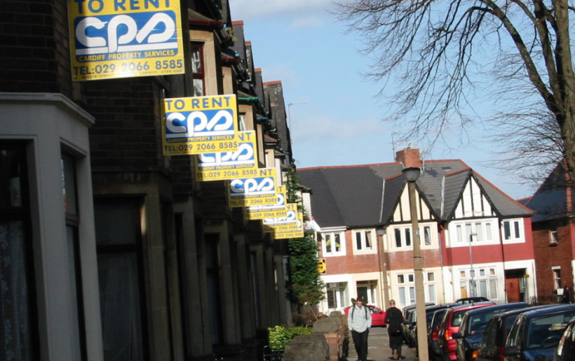 Housing benefit ‘failed to keep pace with even the cheapest private rents’