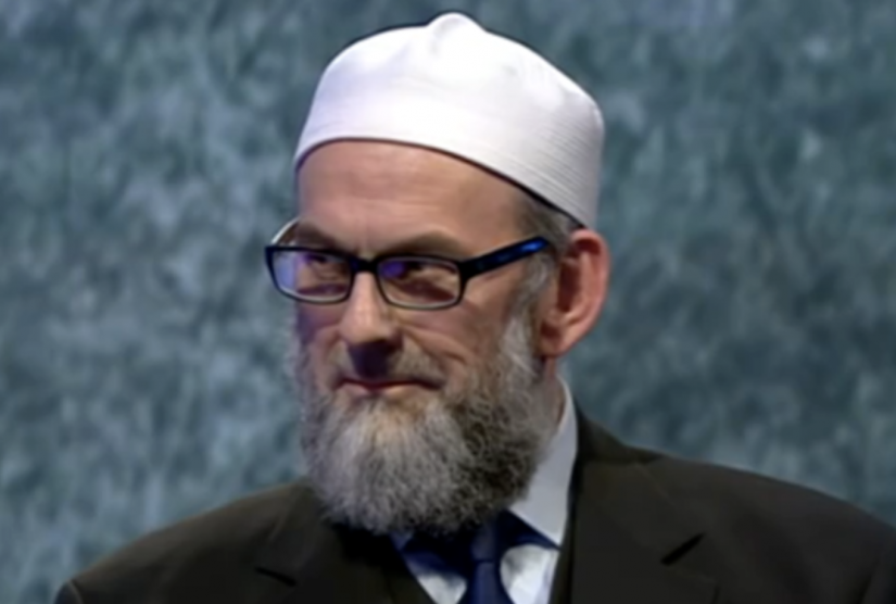 Jewish Chronicle pays out £50,000 and apologises for wrongly linking charity to terror group