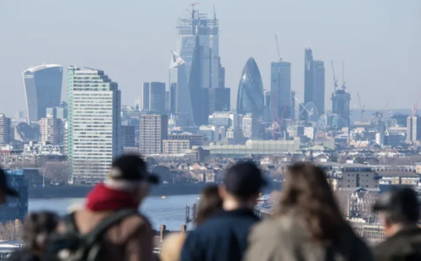 Financial services industry slowly abandons Britain ahead of Brexit