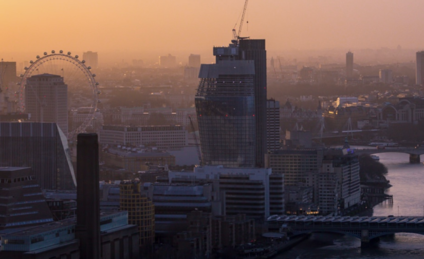 Linking air pollution with the immunodeficiency conditions of hospital patients with COVID-19