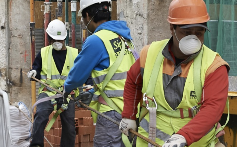 spanish-workers-furious-as-forced-back-to-work-in-covid-19-pandemic