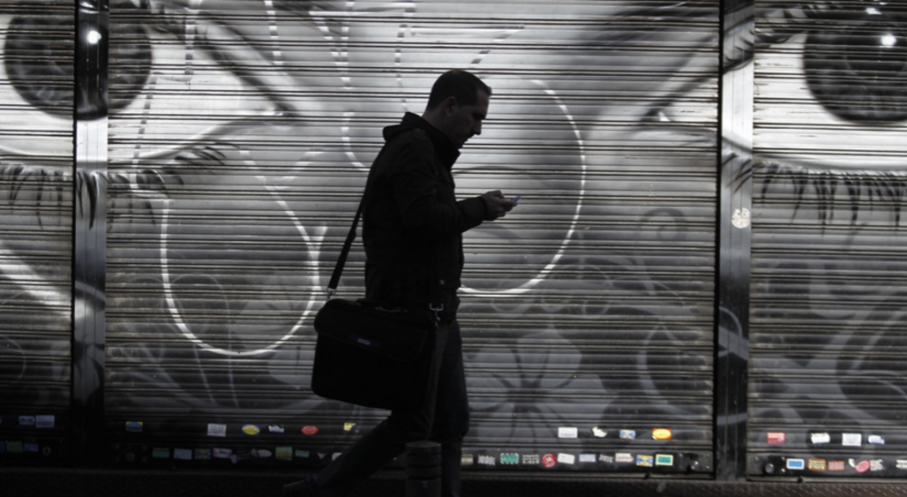 Spy companies using Channel Islands to track phones around the world